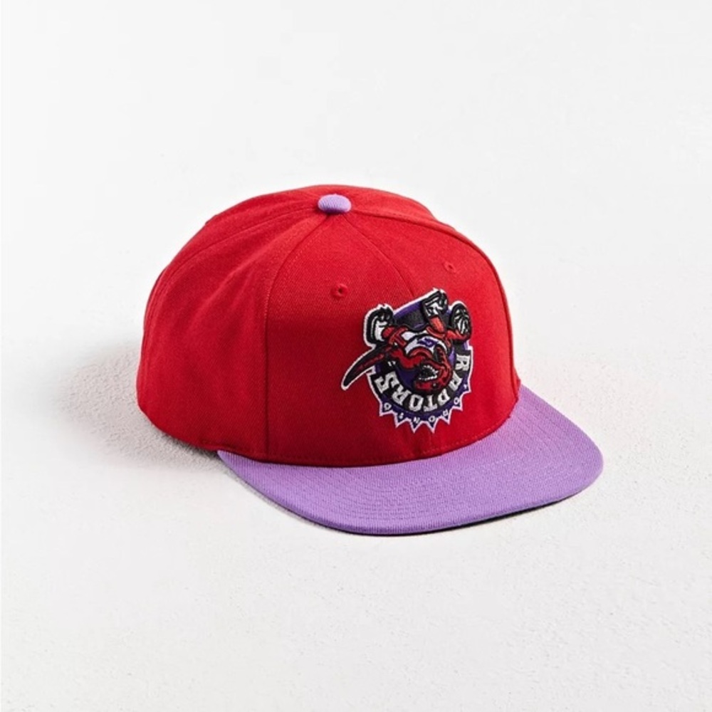 New🌟Mitchell & Ness Toronto Raptors Baseball Hat-UO
